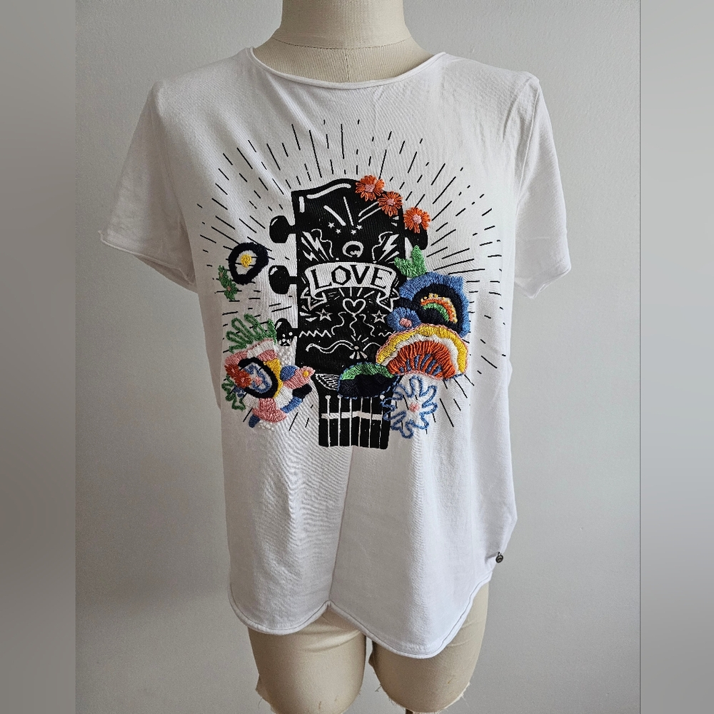 White Graphic Short Sleeve Tee